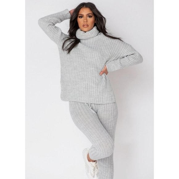Gray Long Sleeve Turtle Neck Top and Leggings Set - Picture 8 of 11